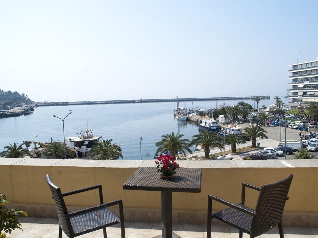 Hotel Acropolis 카발라 외부 사진