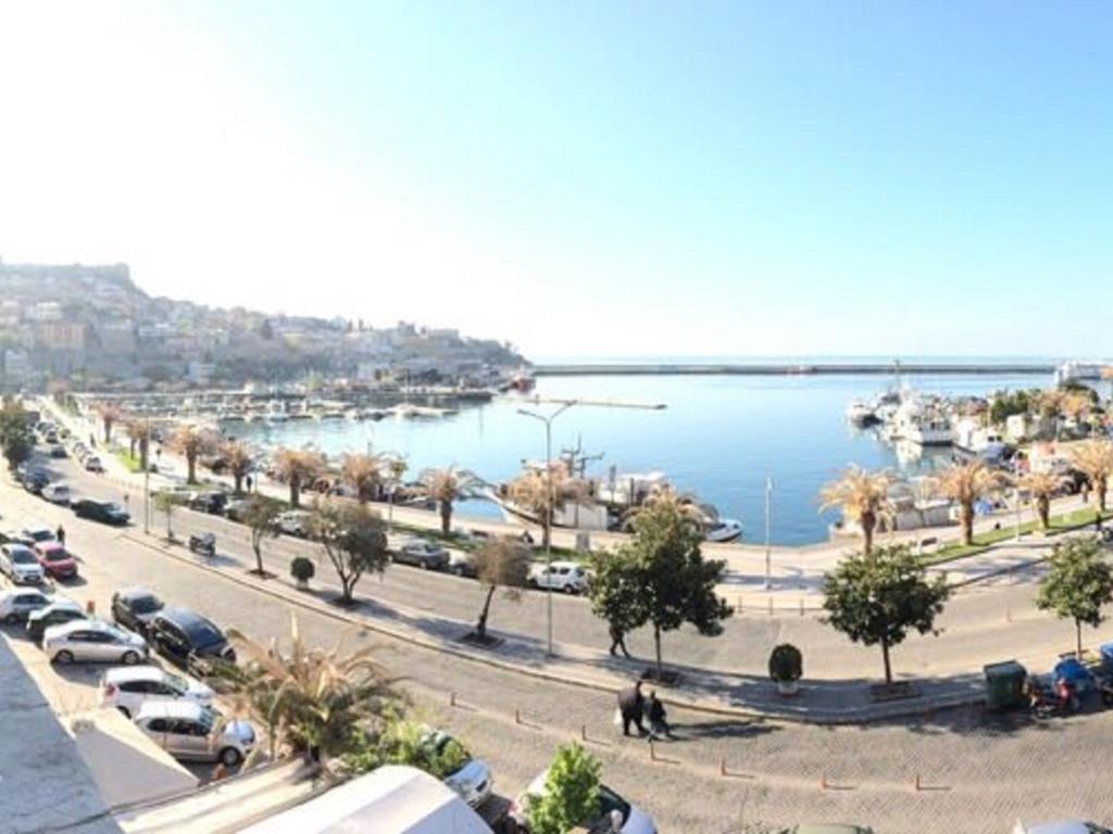 Hotel Acropolis 카발라 외부 사진